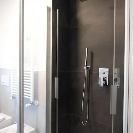 Apartment Piccola Finestra Su Trento